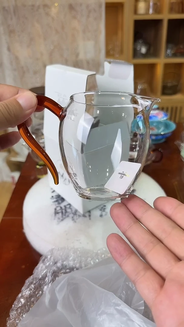 玲珑红色。。。。。。。