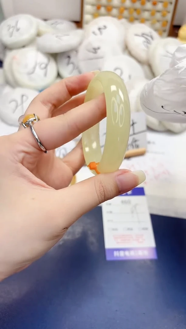 石英质玉手镯未镶嵌460-晴水-圈口57