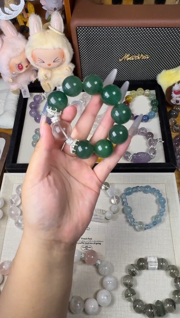 水晶手串未镶嵌L***y多样性发货