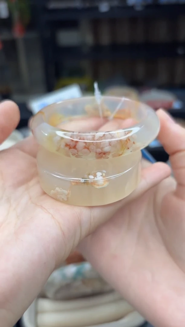 石英质玉手镯未镶嵌1404(56圈赠送镯心)