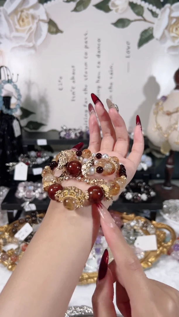 【闪购商品】水晶手链未镶嵌天然水晶默认微瑕 多样性发货发其一