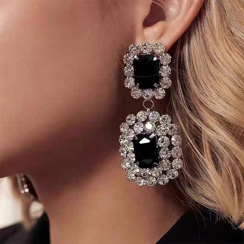 铜合金合成锆石耳饰 欧美闪钻气质夸张7㎝轻感皮草-耳环