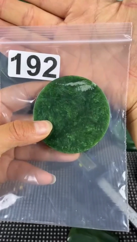 和田玉未镶嵌珠宝半成品镯芯