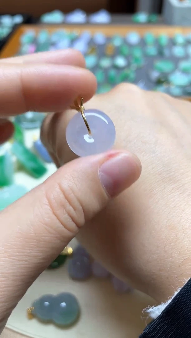 【闪购商品】翡翠颈饰18K金镶嵌平安扣