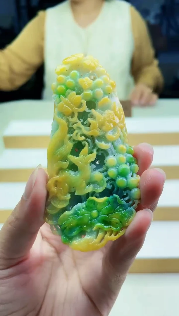 未镶嵌定制翡翠毛货09260098