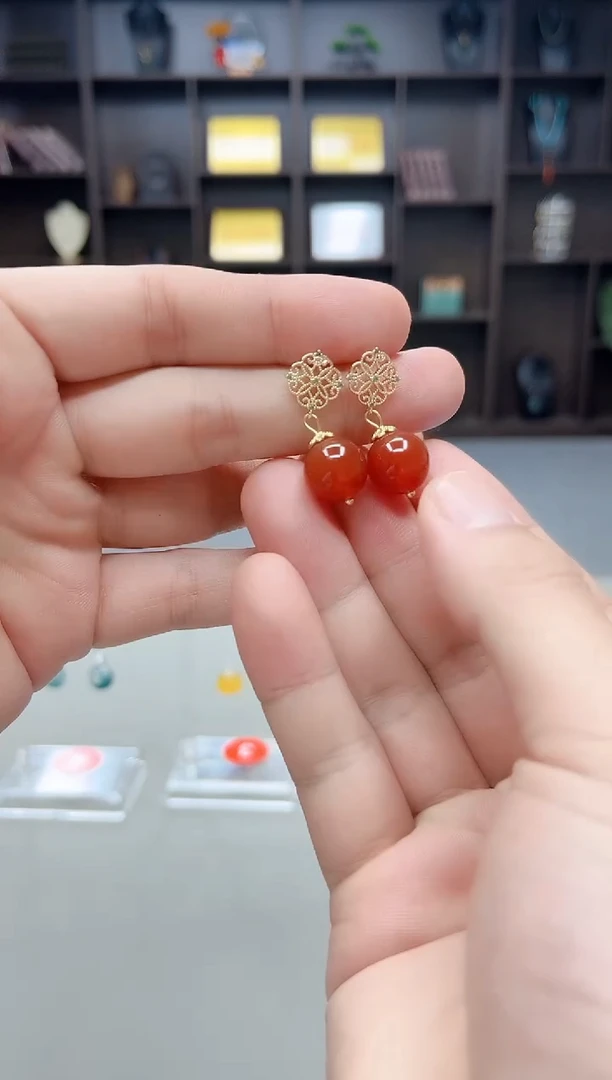 未镶嵌耳钉玛瑙/玉髓710000