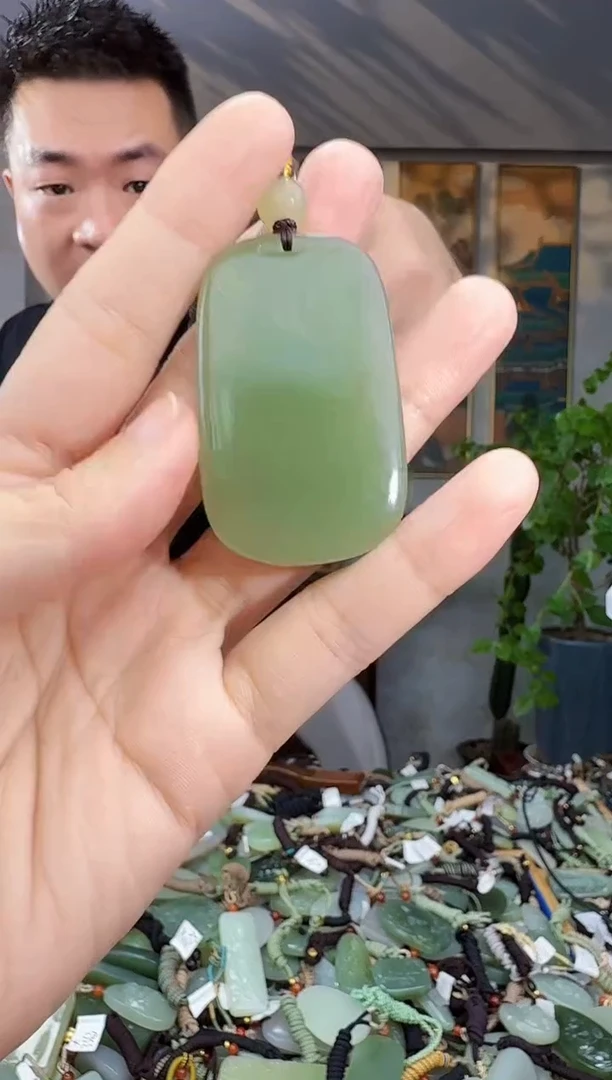 未镶嵌和田玉挂件拍一发一