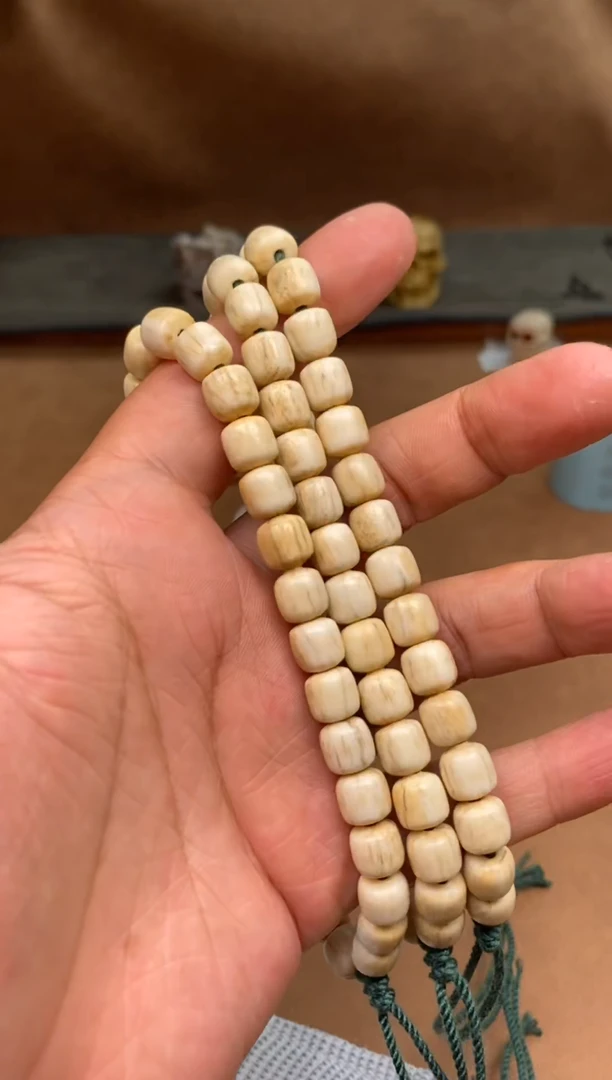 其他牛骨杂件63-仿象骨手持-瑕疵