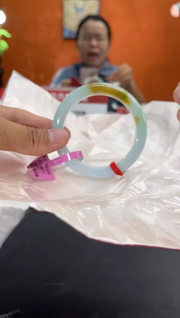 未镶嵌手镯翡翠翡翠手镯