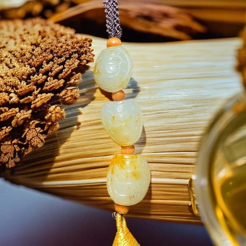 和田玉车挂未镶嵌