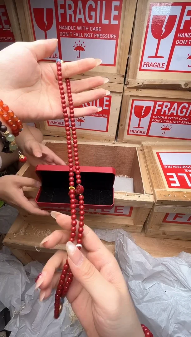 677精品手串 无礼盒
