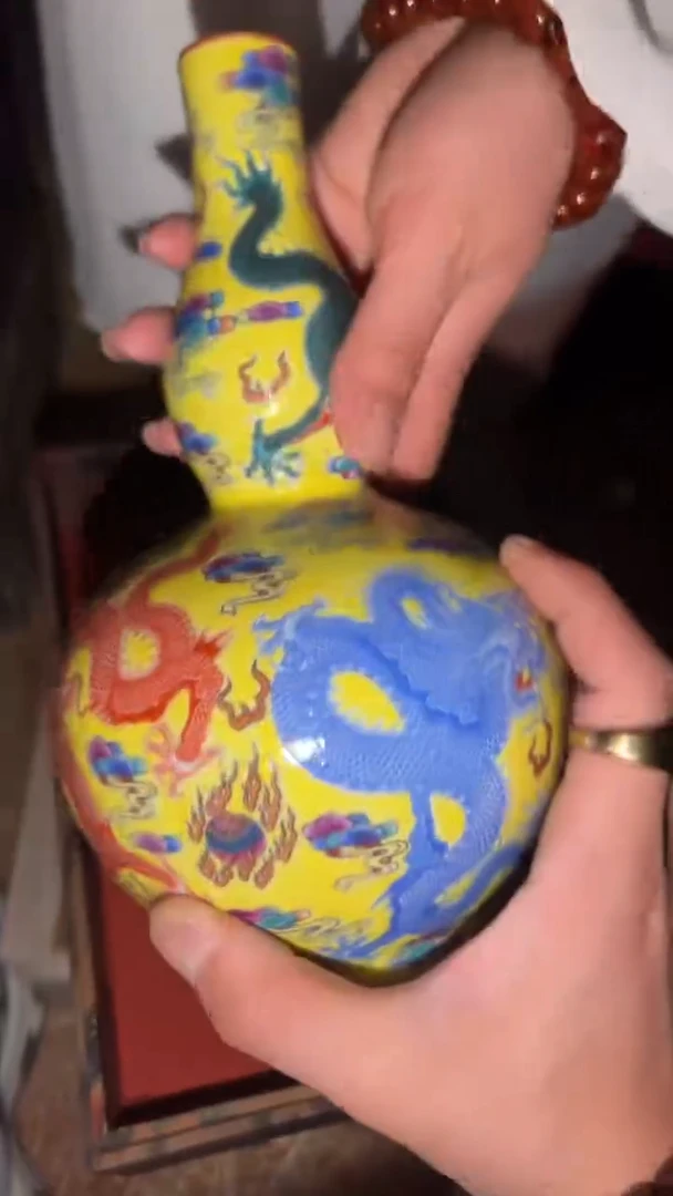 陶瓷一看就是宫里面的