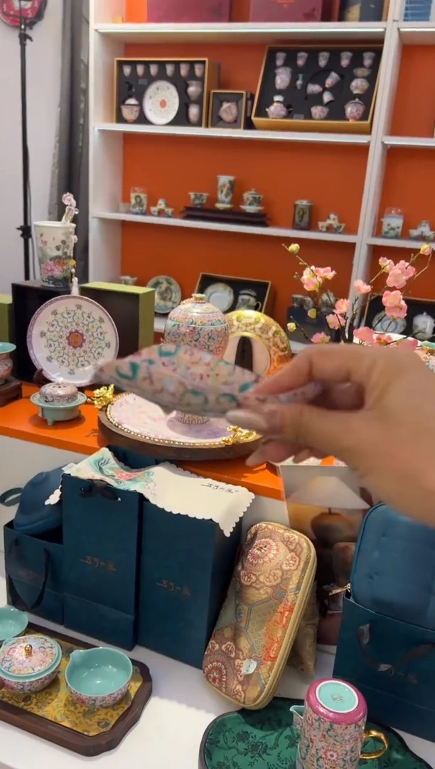 瓷片小乔闪购链接