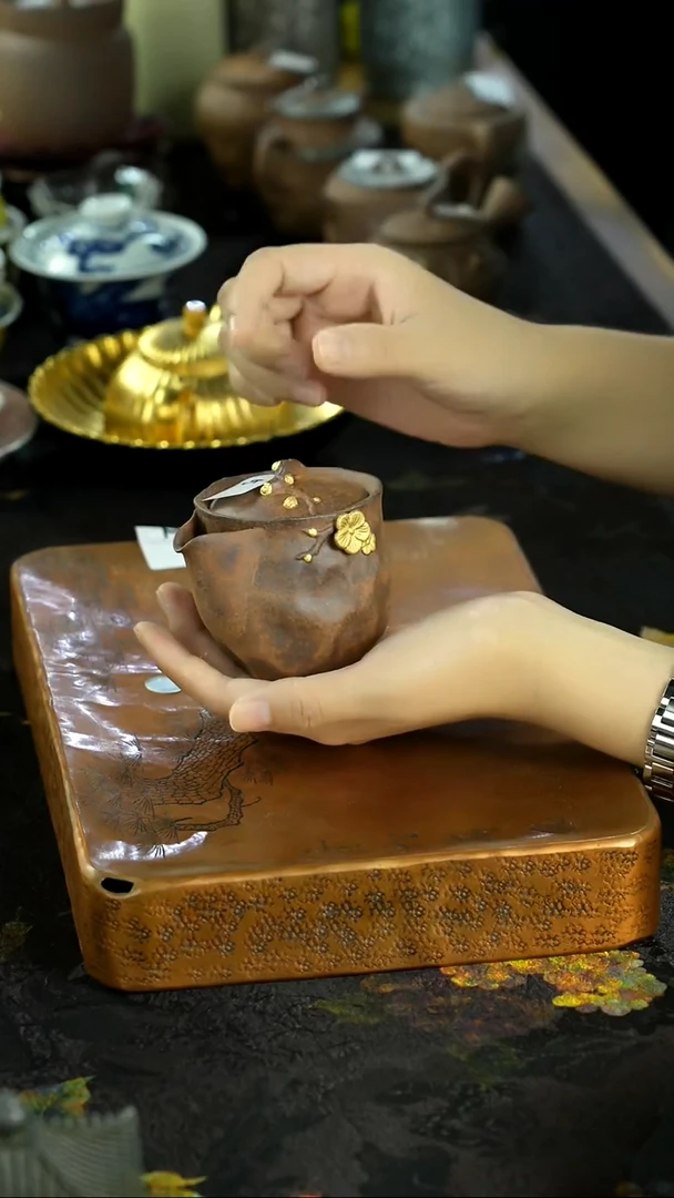 景德镇手绘瓷器放漏场