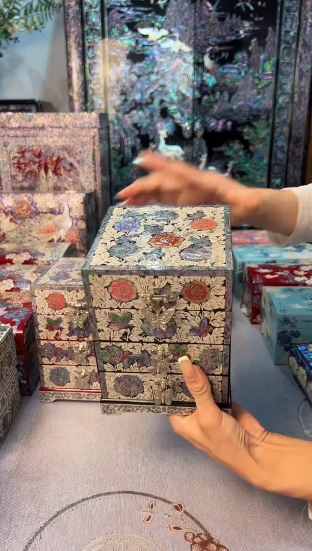 黑底紫边·弘贝雅螺钿漆器文化馆