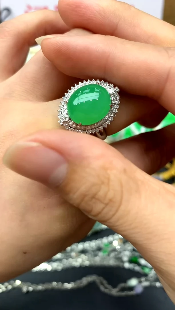 18K金镶嵌戒指翡翠319-中国好珍宝