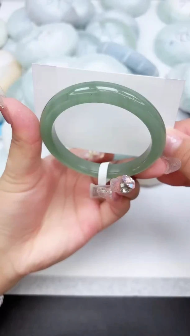 石英质玉手镯未镶嵌64-58.2