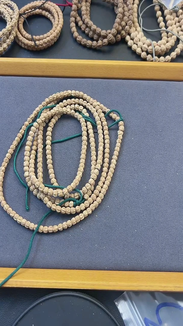 吊坠柏香籽/百香籽A110