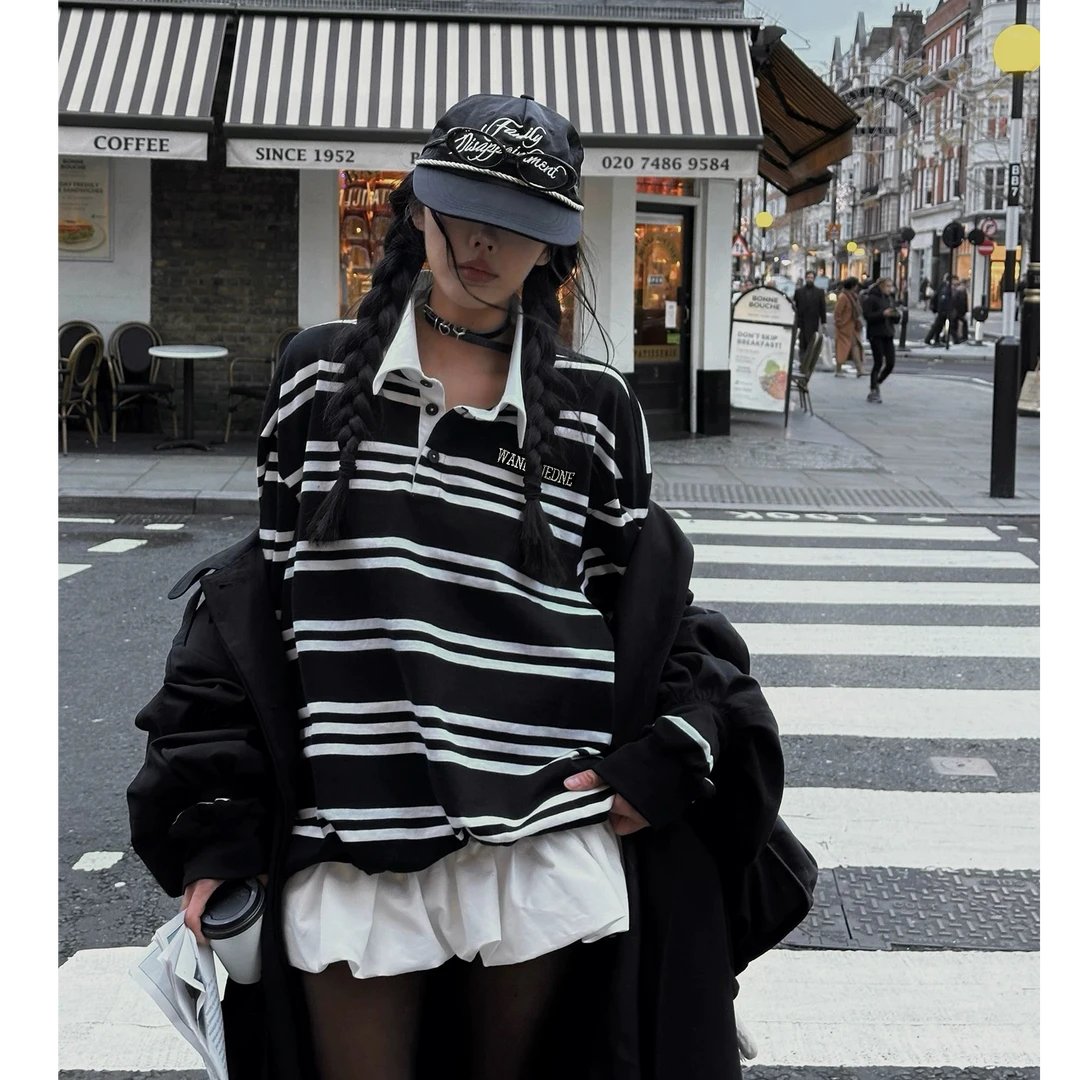 miu系少女条纹polo领长袖宽松高克重廓形T恤+白色花苞半裙套装