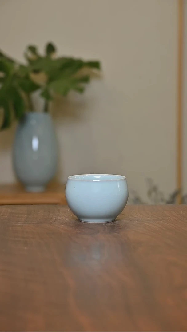 缸杯 天青 微瑕 朱家汝窑款