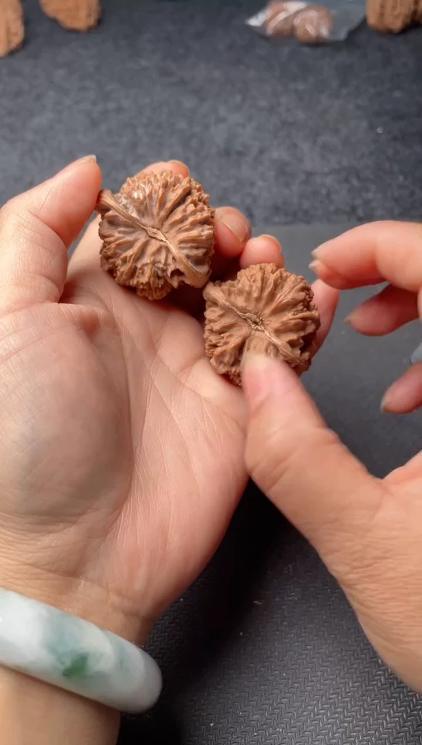 把件文玩核桃w120  满天星 42尺