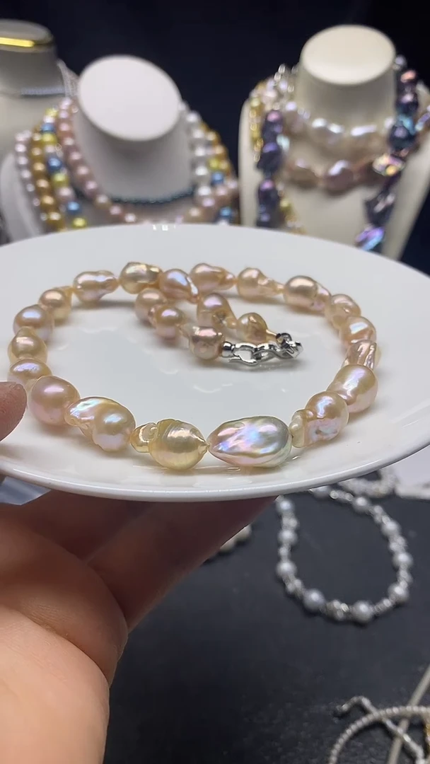 颈饰未镶嵌淡水珍珠多人