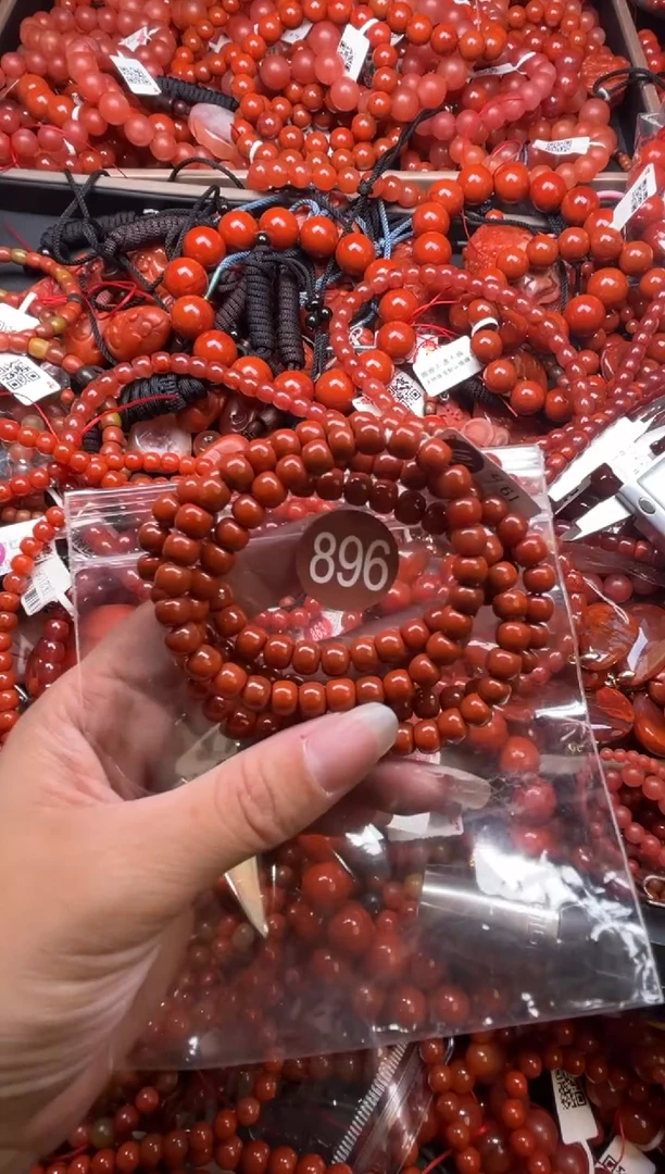 南红玛瑙未镶嵌珠宝奇石896-6