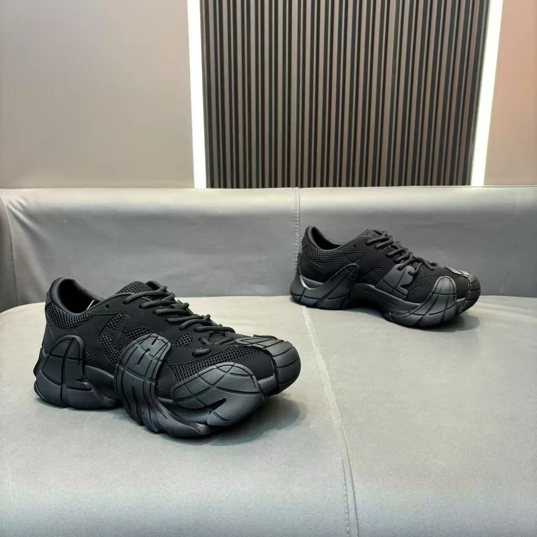 2025年春季新款潮流百搭舒适轻便透气精致轻奢男士时尚休闲鞋