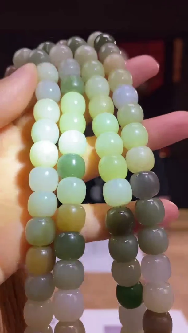 和田玉未镶嵌颈饰d708