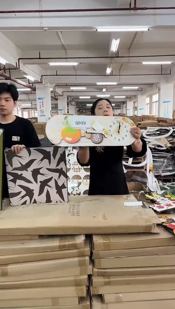 横款孤品果果微瑕闪购Q949