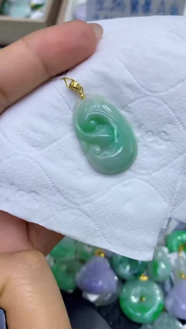 颈饰未镶嵌翡翠天然缅甸A货翡翠