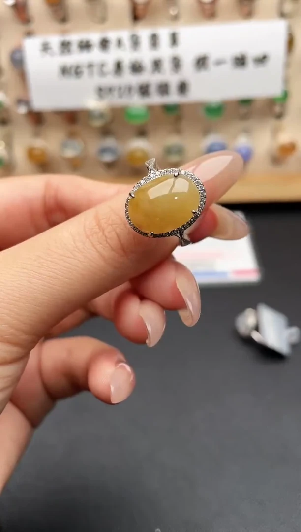 银S925镶嵌戒指翡翠一物一证一礼盒