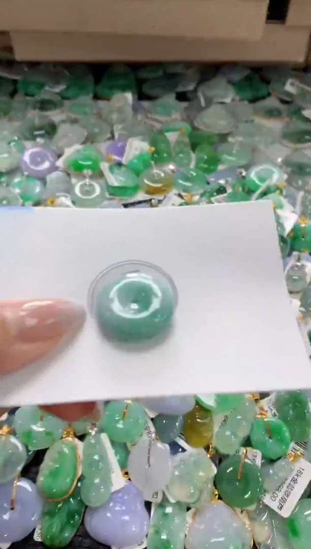 颈饰未镶嵌翡翠1111111111111111