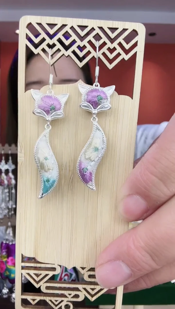 【闪购商品】织绣非遗手工刺绣耳环