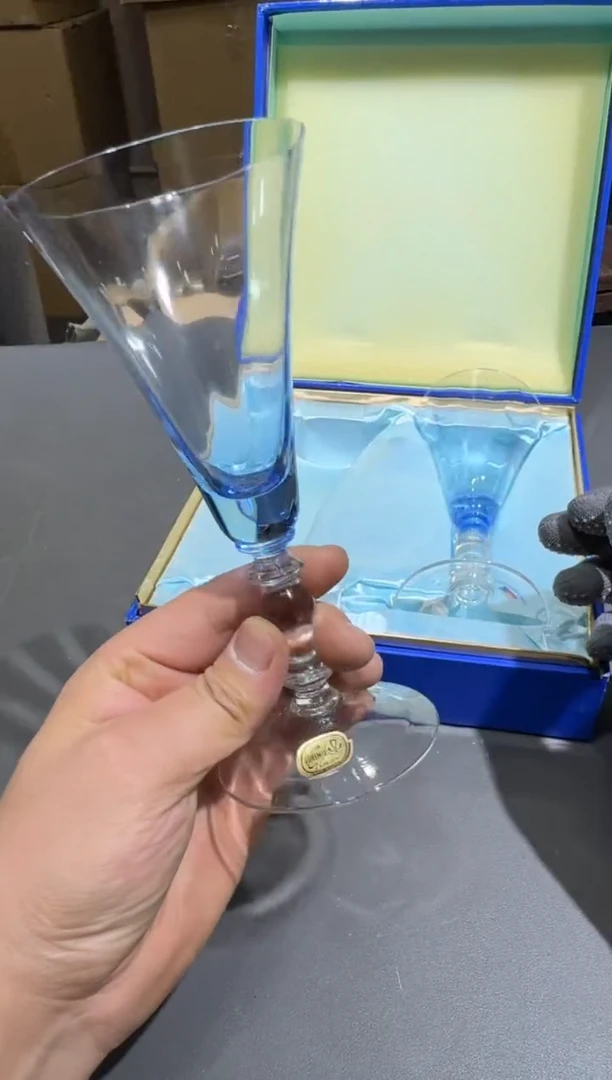 【闪购商品】杯小四孤品收藏中古品