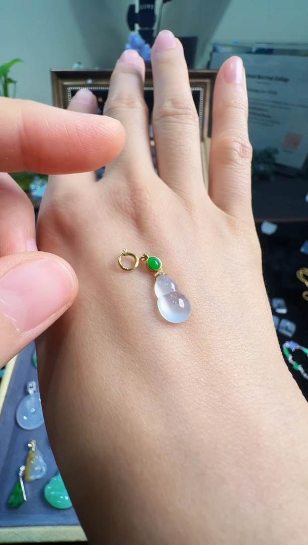 【闪购商品】翡翠颈饰18K金镶嵌00000980