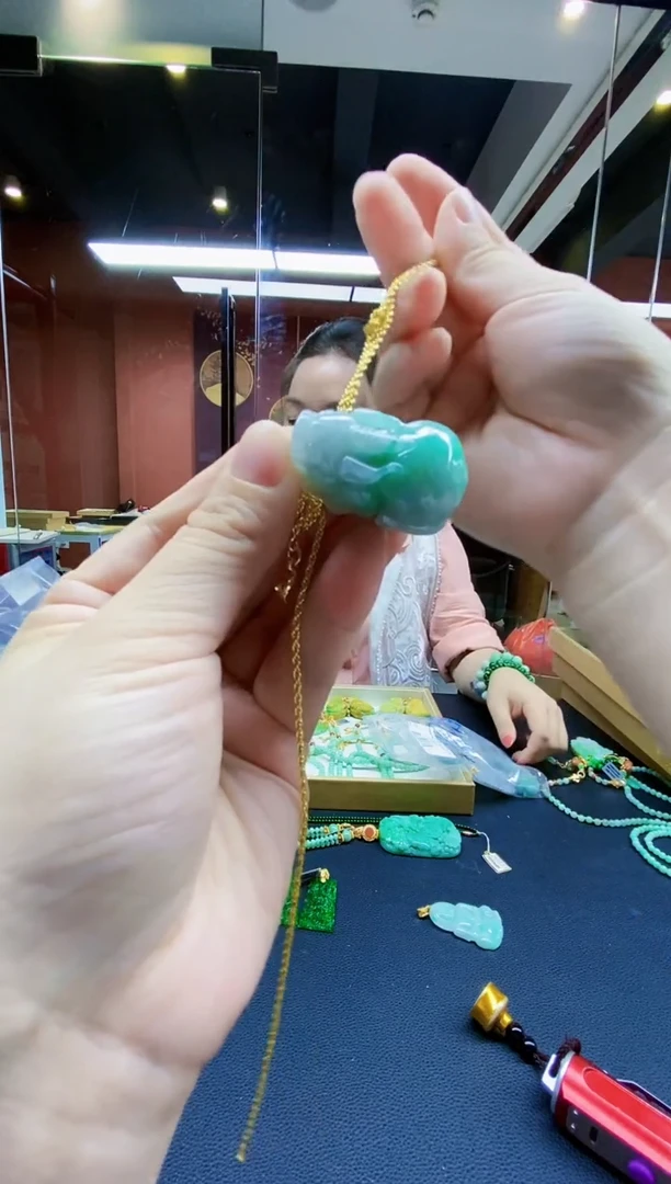 颈饰未镶嵌翡翠翡翠吊坠