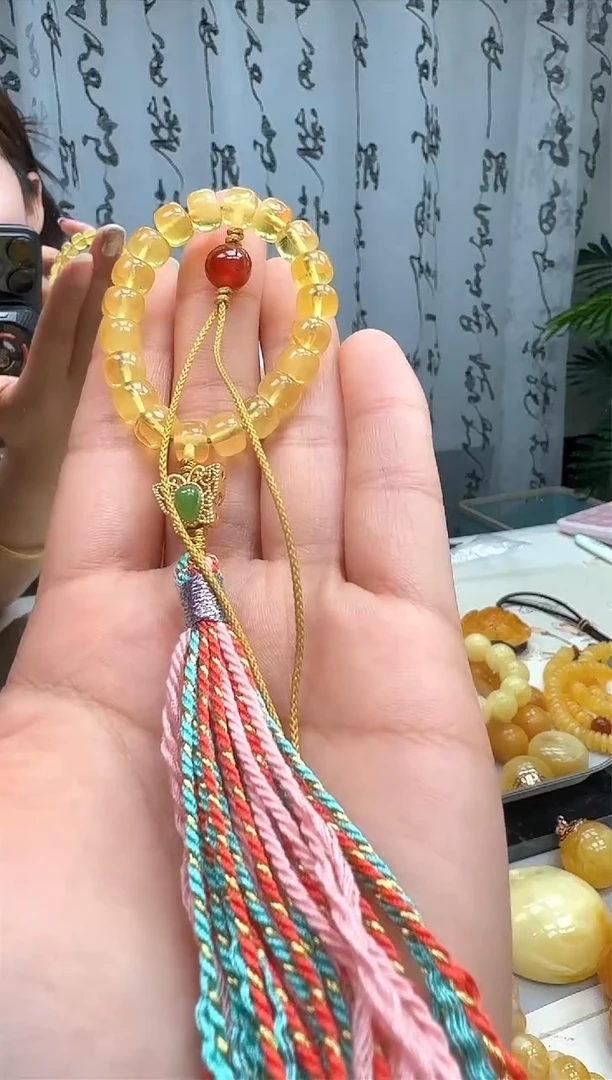 【闪购商品】琥珀裸石未镶嵌车挂包挂   多样性发一