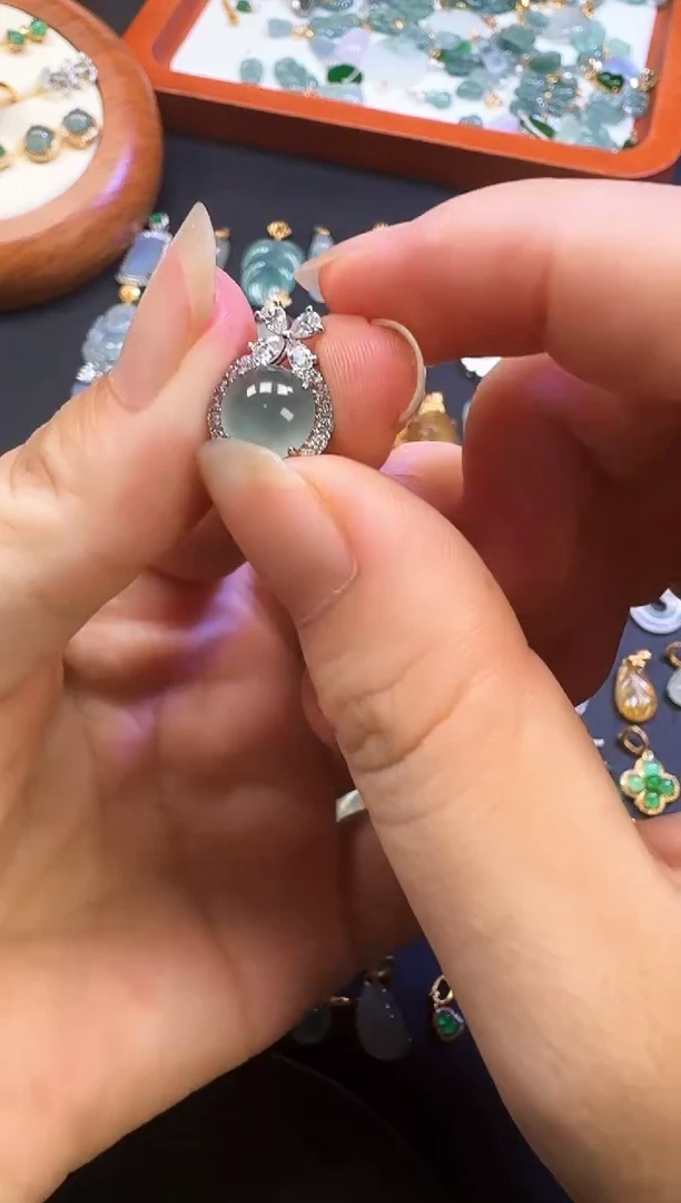 翡翠银S925镶嵌颈饰天然A货翡翠