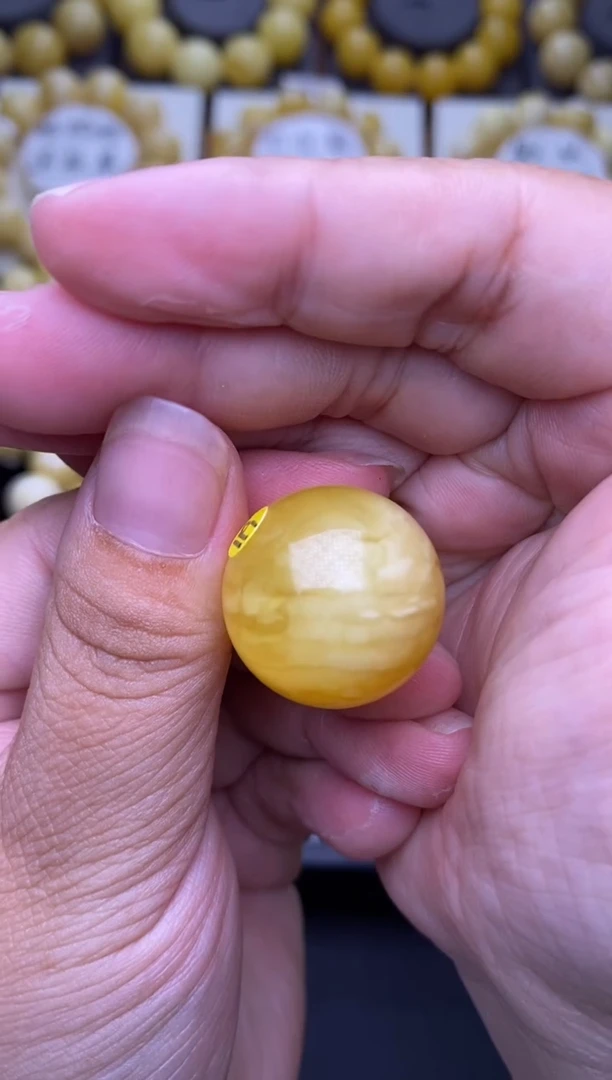 裸石琥珀未镶嵌大小姐珠宝严选95