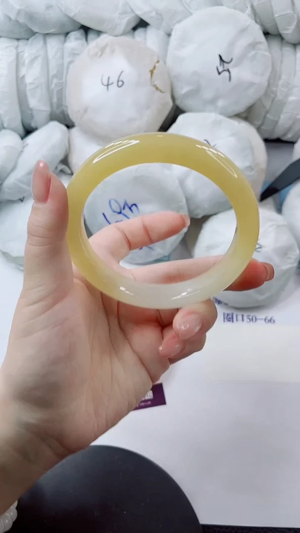 石英质玉手镯未镶嵌多样性发货V372-65