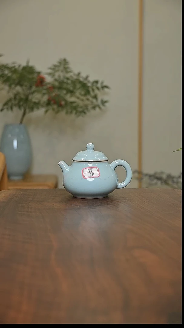6#容天壶 天青 微瑕  朱家汝窑款