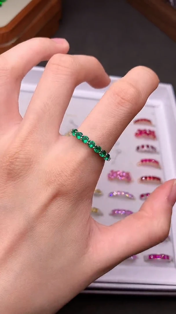 祖母绿戒指银S925镶嵌.......