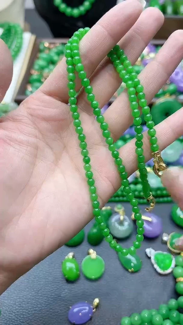 颈饰未镶嵌翡翠阳绿小米珠项链