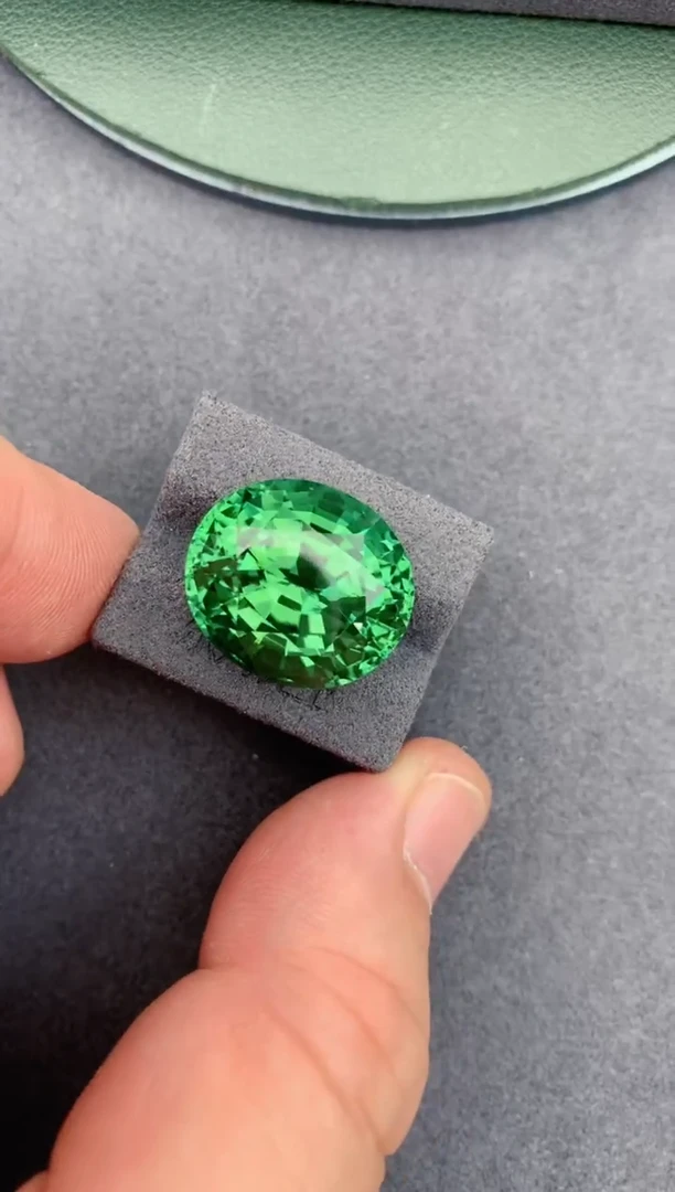 未镶嵌裸石碧玺24ct 绿碧玺 定制