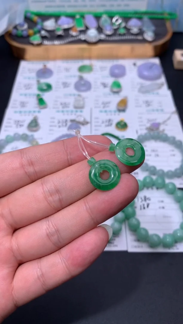 定制翡翠未镶嵌模式推广期48小时鉴赏期