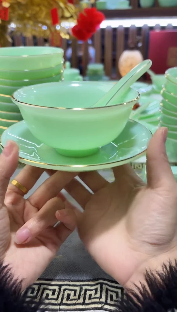 玉瓷三件套碟碗勺10套