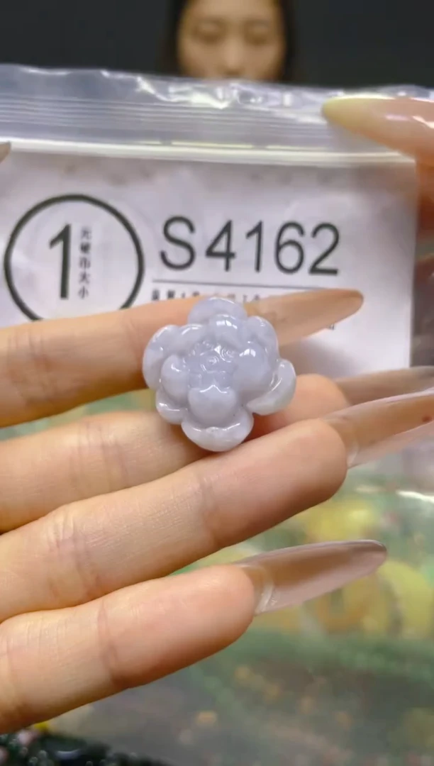翡翠未镶嵌颈饰/S/翡翠A货，一件也是批发价