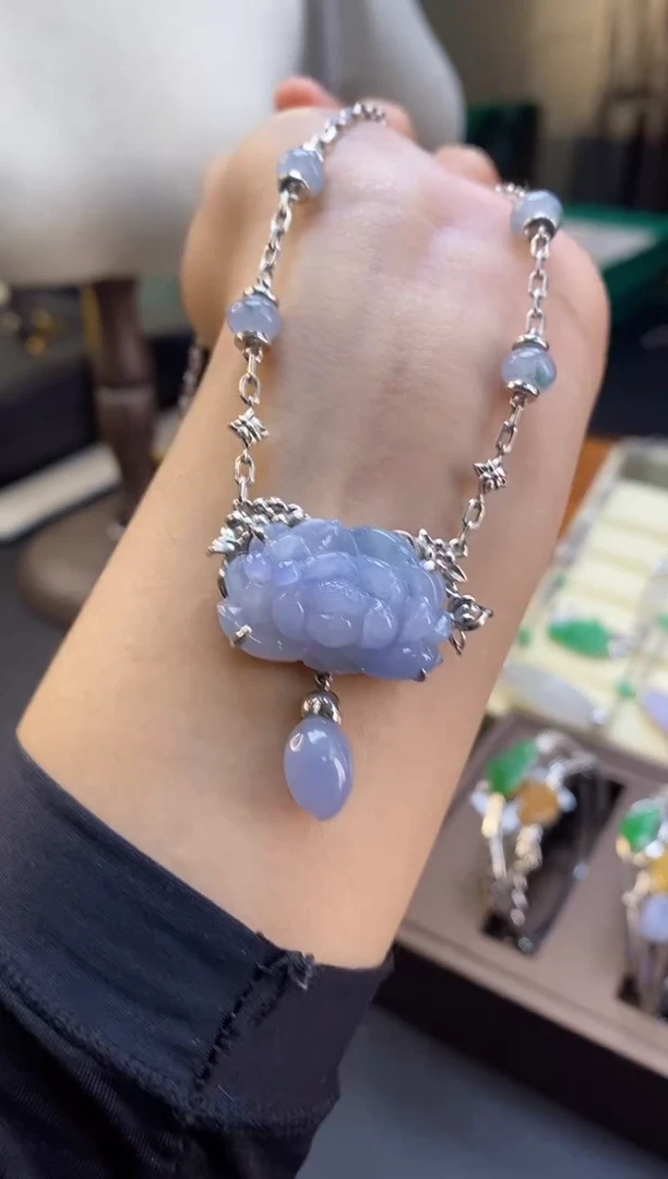 颈饰银S925镶嵌翡翠19351