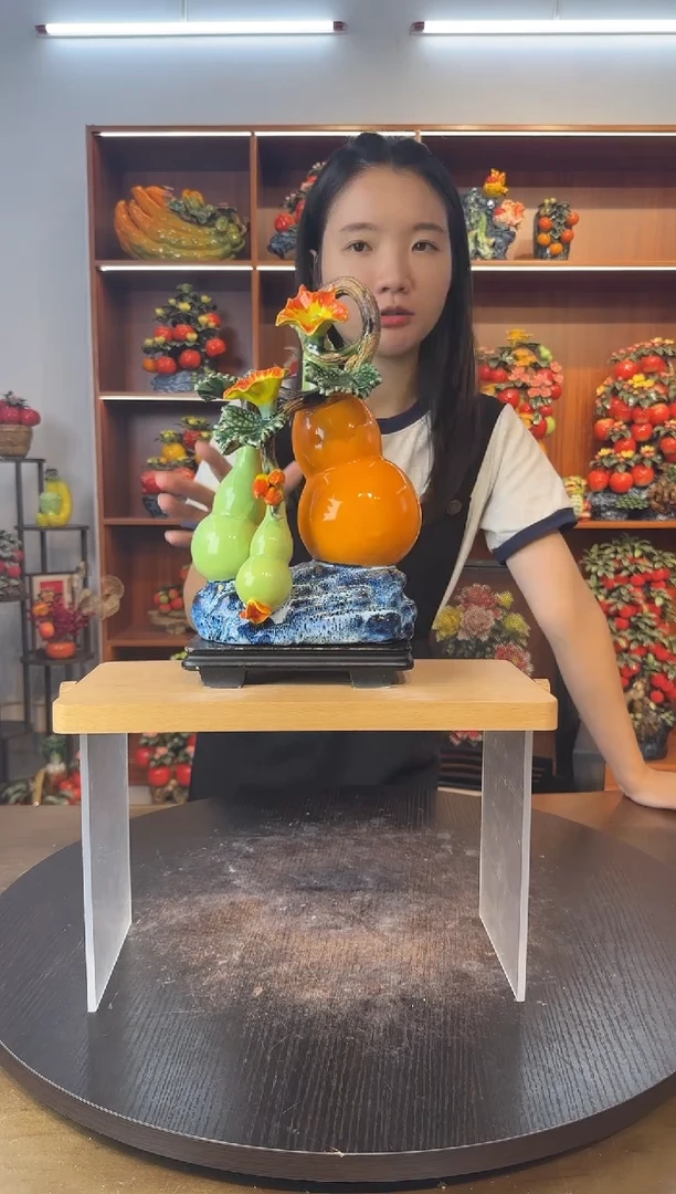 陶瓷有底座三葫芦摆件